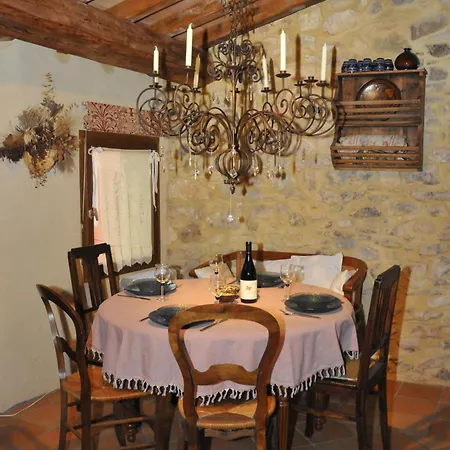 펜션 Maison L'authentique La Capelle-et-Masmolene