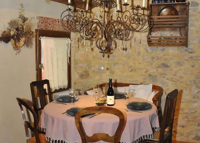 Hébergement de vacances Maison L'authentique La Capelle-et-Masmolene